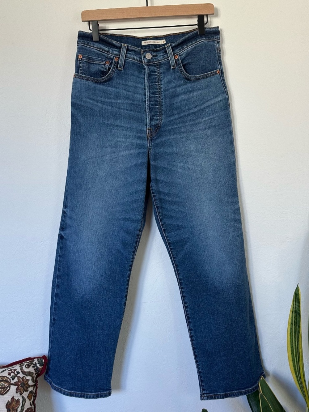 Levi's Ribcage Straight Ankle Jeans 31 Medium Wash High Rise Button Fly